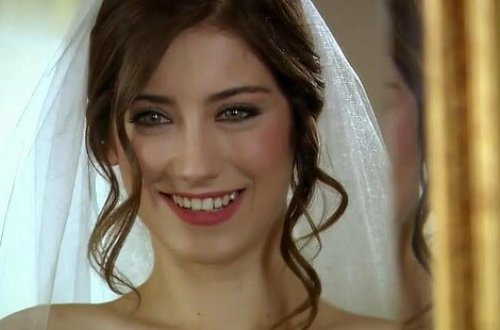 Özünü Hazal Kayaya bənzətdi, TƏNQİD OLUNDU - 
