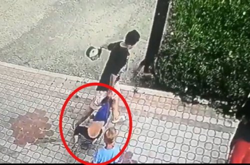 Dondurma istədiyi üçün uşağı yerlə sürüdü, kolluğa atdı - VİDEO