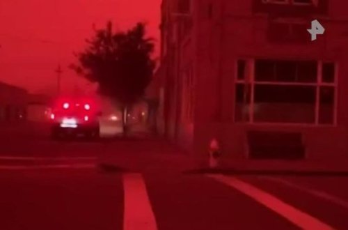 ABŞ-da göy üzü qan rənginə boyandı - VİDEO