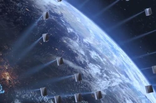 Rusiyada kosmosdan reklam göstərmək üçün lazerlər sınaqdan keçirildi