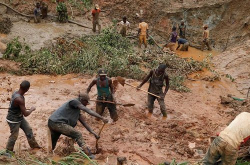 Konqoda qızıl mədəni çökdü: 50 nəfər öldü
