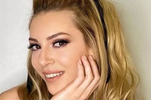 Türkiyəli hamilə aktrisanın hovuzdan paylaşımı gündəm oldu - FOTO