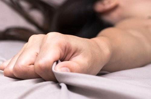 Azərbaycanda kişi qayınanasına təcavüz etdi - Hər kəsi ŞOKA SALACAQ RÜSVAYÇILIQ