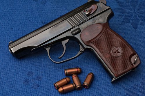 Keçmiş məhkumdan silah-sursat götürüldü