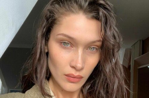 Самая красивая женщина в мире снялась в рекламе люксового бренда в купальнике - ВИДЕО