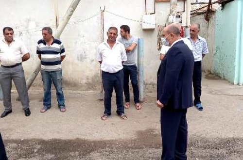 Rayon İcra Hakimiyyətinin başçısı 3-cü Alatavada sakinlərlə görüşüb