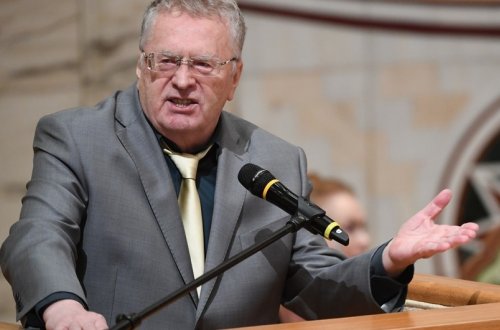 Jirinovski Leninin nəşini yandırmağı təklif edib