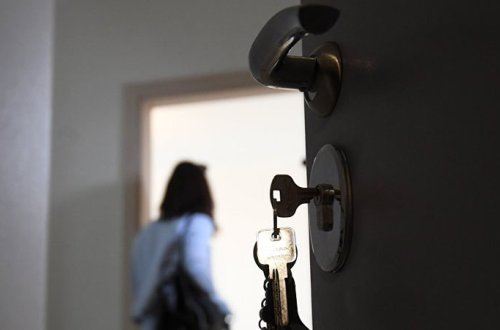 Ev almaq istəyənlərə xoş xəbər: Qiymətlər daha da düşəcək