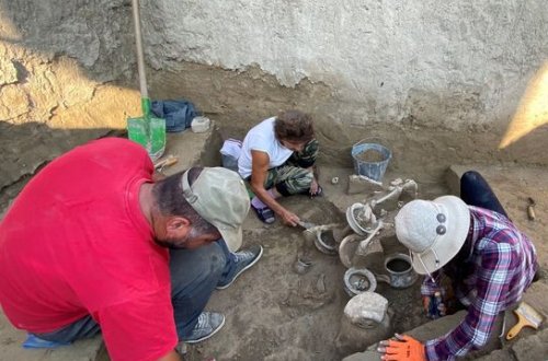 Şəkidə yeni abidə aşkar edildi - FOTO