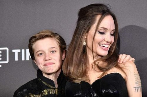 Дочь Джоли и Питта не узнать после гормональной терапии по смене пола - ФОТО