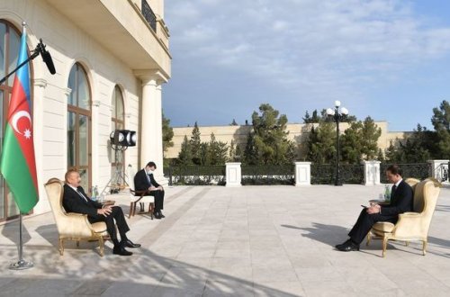 Президент Ильхам Алиев принял верительные грамоты новоназначенного посла Швеции в Азербайджане - ФОТО