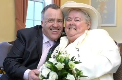 QEYRİ-ADİ HADİSƏ: Arvadını boşayıb qayınanası ilə EVLƏNDİ - FOTO