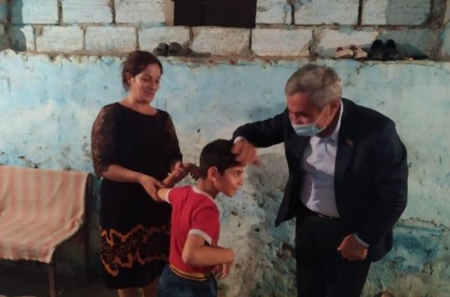 Deputat İlham Məmmədov seçiçilərlə görüşüb, onların problemləri ilə maraqlandı - FOTO