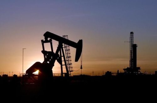 Трамп расширил мораторий на бурение нефтескважин