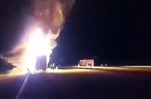 İran ərazisindən Ermənistana aparılan silah yüklü maşınlar yandırıldı - FOTO/VİDEO