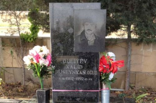 Aybəniz Haşımova şəhid ərinin məzarını ziyarət etdi - “Gözün aydın!“