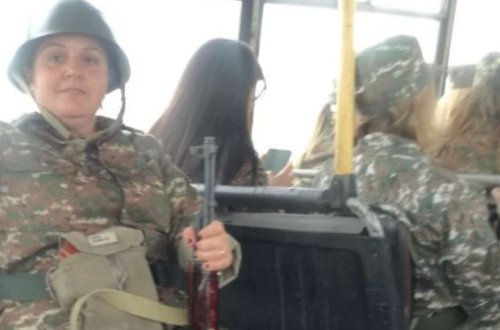 Ermənistan bir qrup qadını cəbhəyə göndərdi - FOTO