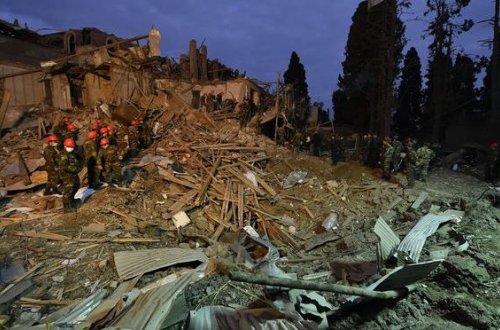 Gəncədə düşmən atəşi nəticəsində iki uşaq bağçasına ziyan dəyib