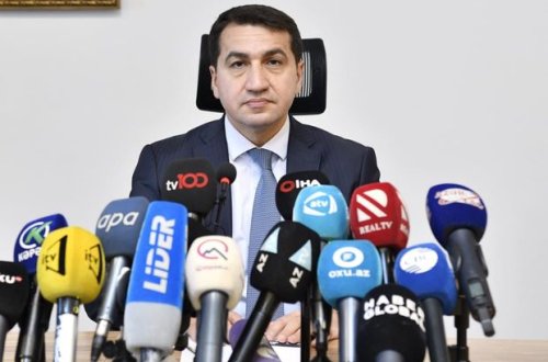 Hikmət Hacıyev: “Gəncədə erməni təxribatını soyqırım aktı kimi dəyərləndiririk”