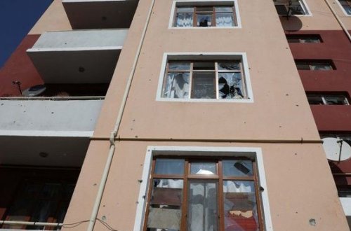 Враг обстрелял пятиэтажный дом в Тертере