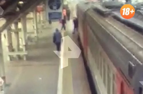 Elektrik qatarı yeniyetməni sürüdü - ANBAAN VİDEO