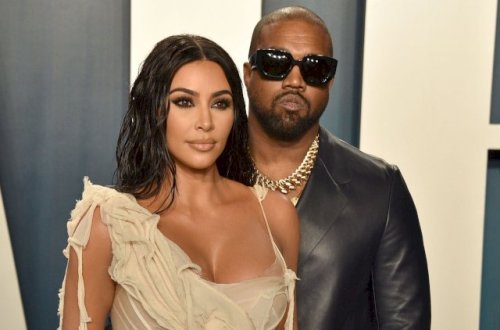 Ermənilər Kim Kardaşyanın ərinə yalvarır: “Müharibəni uduzuruq“