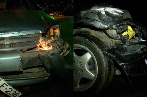 Bakıda iki maşın toqquşdu, digər ikisi isə qəzaya baxanlara çırpıldı: Yaralılar var - FOTO/VİDEO