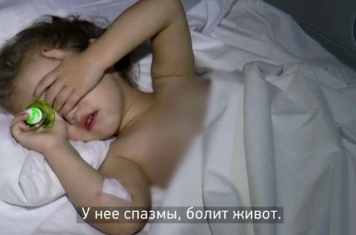 Ermənilərin Gəncə terrorunda ailəsini itirmiş üç yaşlı Xədicə - VİDEO