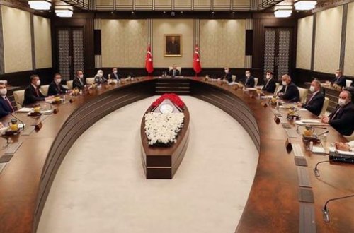 Эрдоган собирает министров из-за Карабаха