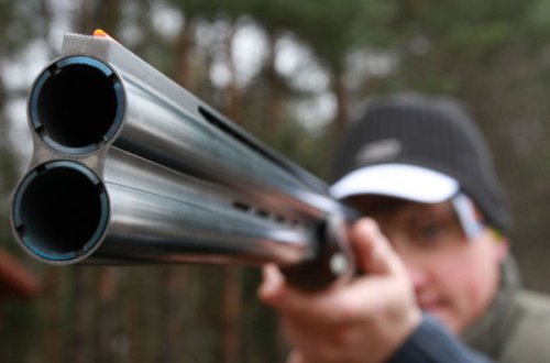 Ata ovda səhvən oğluna atəş açaraq onu öldürüb