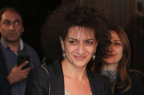 Ermənilər sosial şəbəkədə Paşinyanın arvadını biabır etdilər - FOTO