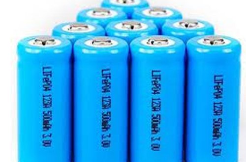 Batareya udan üç yaşlı qız həkim səhlənkarlığından öldü