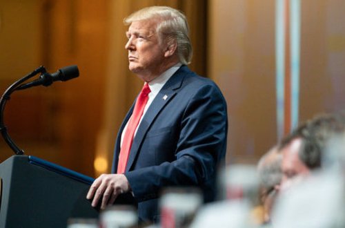 Трамп хочет уволить глав ФБР, ЦРУ и Пентагона