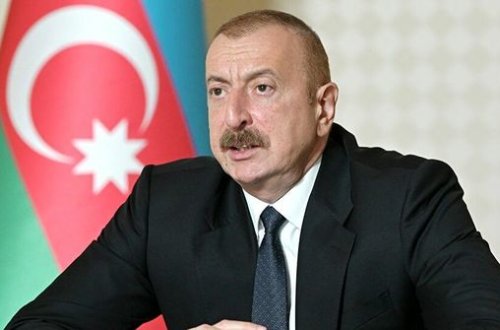 İlham Əliyev xarici jurnalistlərdən danışdı: “Sual vermir, bizi ittiham edir, elə bil prokurordur”