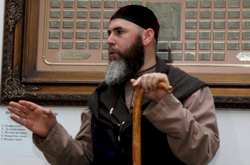 Çeçenistan müftisindən Makrona sərt sözlər: “Bir nömrəli terroçusan”