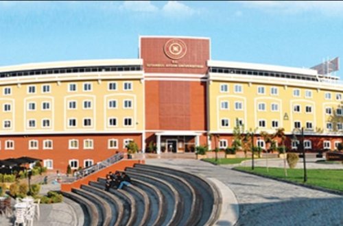 Azərbaycanlı gənclər İstanbul Aydın Universitetinə təşəkkür etdi