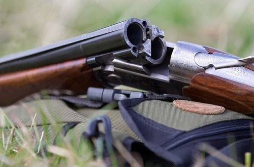 Yevlaxda kişi ehtiyatsızlıqdan bacısı oğlunu güllələdi