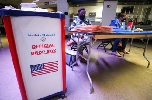 Голосование на выборах президента в США открылось на первом участке