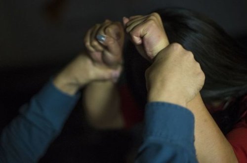 Двое глухонемых россиян избили девушку и предложили познакомиться