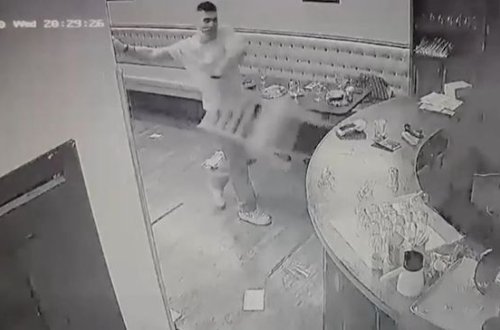 Ermənilər Los-Ancelesdə yerləşən türklərə məxsus restorana hücum ediblər - VİDEO