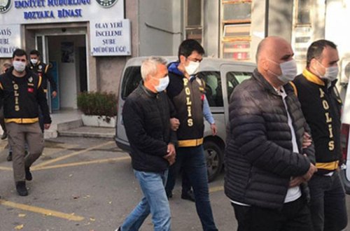 İzmirdə zəlzələdə dağılmış evləri tikənlər həbs edildilər