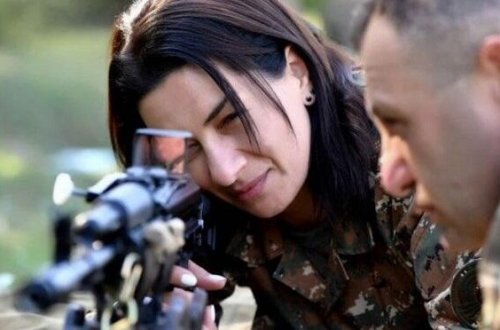 Oğlu döyüşdə ölən erməni jurnalistdən Anna Akopyana: 