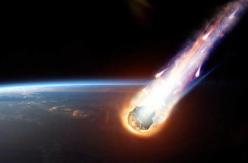 Livana meteorit düşdü: Yanğına səbəb oldu