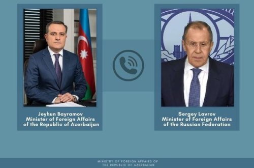 Состоялся телефонный разговор между Джейхуном Байрамовым и Сергеем Лавровым