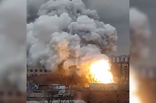 Moskvada metal anqar yanır - VİDEO