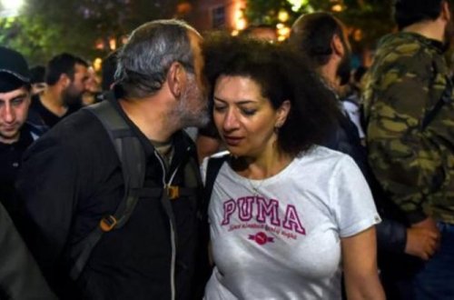 SON DƏQİQƏ: ARVADI DA PAŞİNYANI SATQIN ADLANDIRDI - 