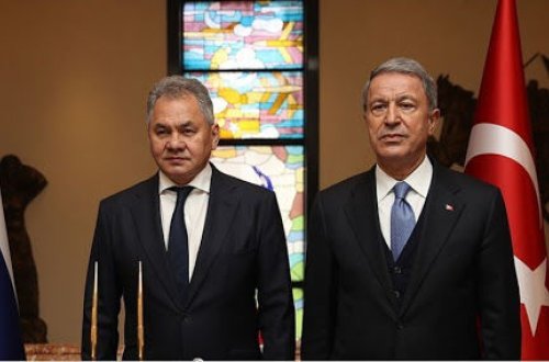 Rusiya və Türkiyə müdafiə nazirləri Qarabağı müzakirə etdilər