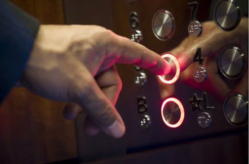 Bakıda bir nəfər köməksiz qaldı