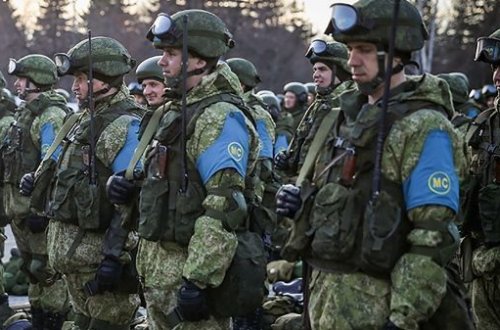 Россия начала разворачивать посты миротворцев в Карабахе