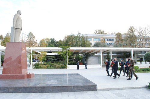 Mingəçevirin 72 yaşı belə qeyd olundu: LİBASINI DƏYİŞƏN ŞƏHƏR, GÖZƏLLƏŞƏN PARKLAR, DİQQƏN GÖRƏN ƏHALİ